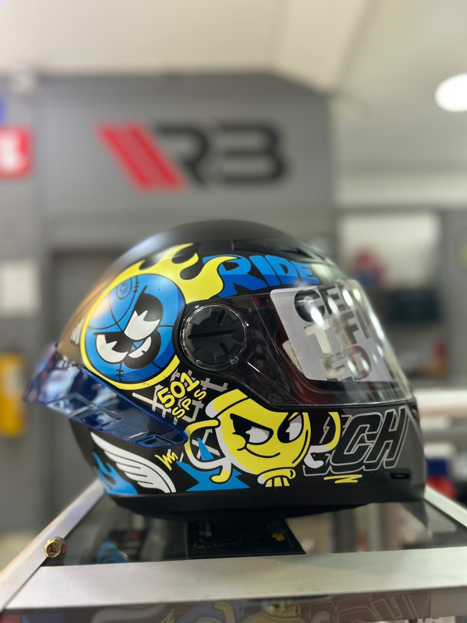 Gray helmet for bikers