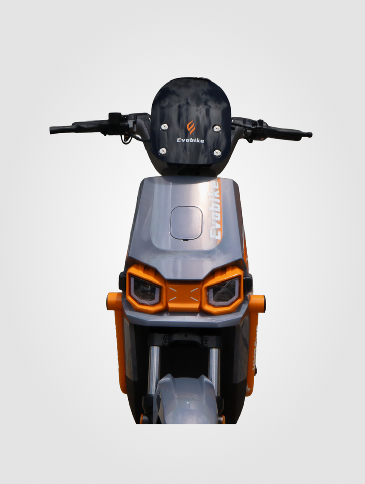 Gray helmet for bikers